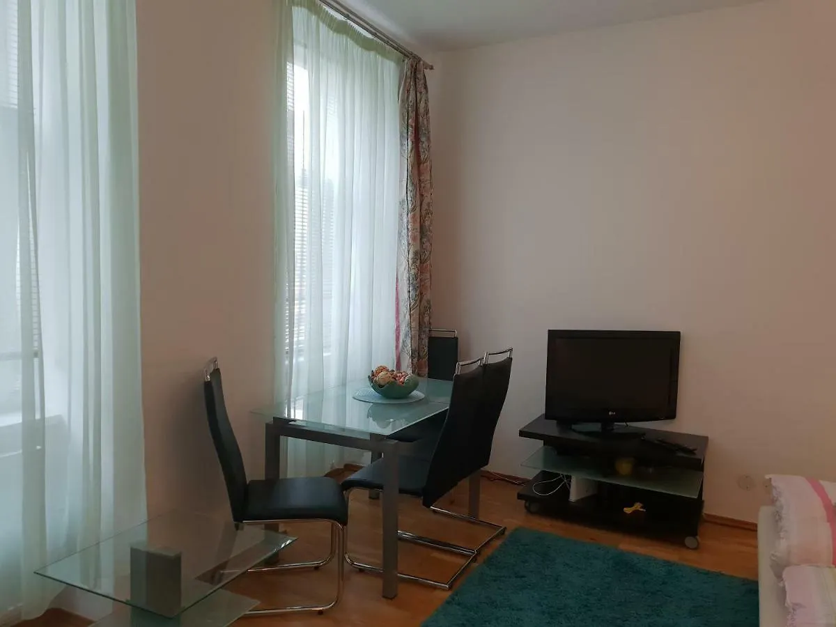 Nina Apartment Vienna