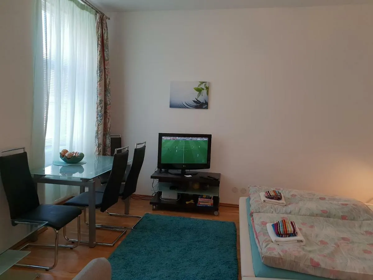 Nina Apartment Vienna 0*,  Austria